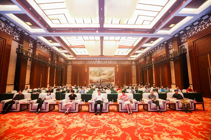 首页>广告正文吉安市市委常委,宣传部部长李瑞峰;吉安市市委副秘书长