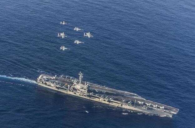 日媒：美军航母南海航行 欲在仲裁前牵制中国