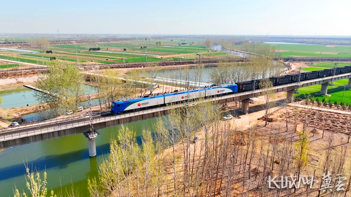 項目一線看落實 | 朔黃鐵路：打造陸海聯運新通道