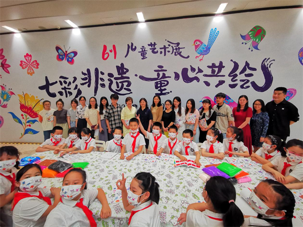 《七彩非遗 童心共绘》儿童艺术展在武汉天地开展_fororder_图片1