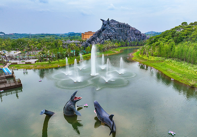 三大主题嗨玩夏日 首届自贡国际恐龙文化旅游节将盛大启幕_fororder_4自贡方特恐龙王国清凉玩（摄影-廖志全）