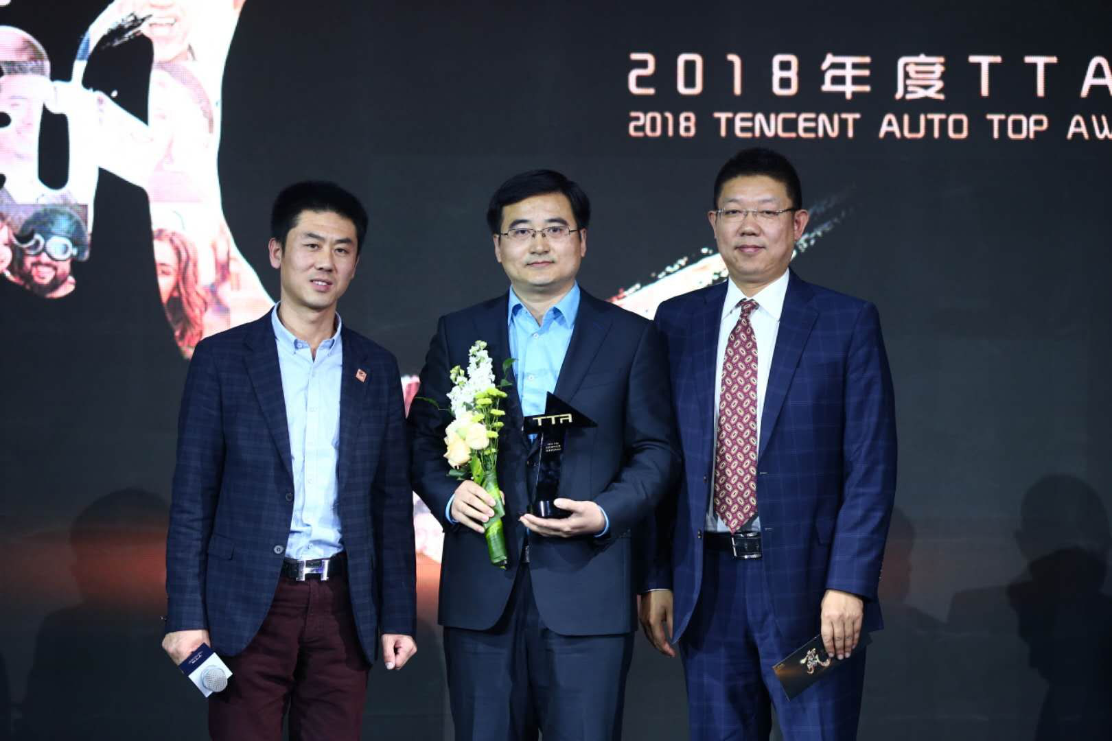 Dragon Face前脸/7座大空间 宋MAX斩获两项大奖