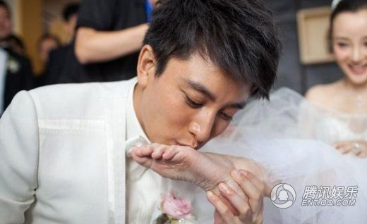 李小璐贾乃亮结婚4周年 盘点他们的有爱瞬间_娱乐_腾讯网