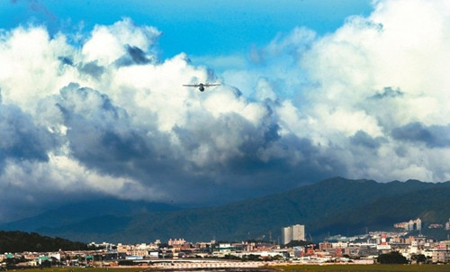 “尼伯特”料7日登陆台湾 为近20年强度第四台风