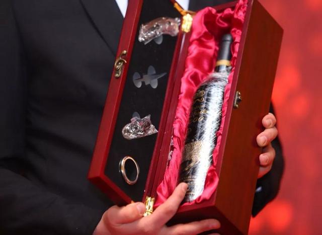 浪漫圣诞 法国波尔多之夜-鼎盛财富之旅