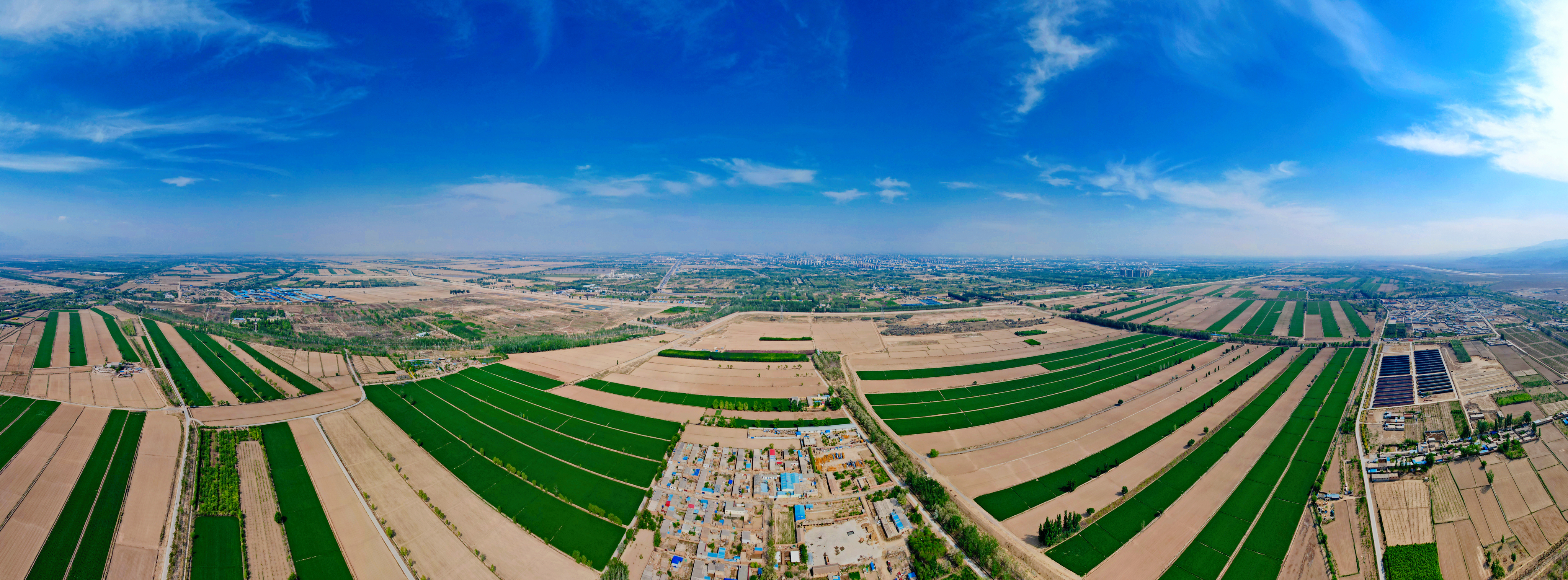 贺兰山下沃野阡陌