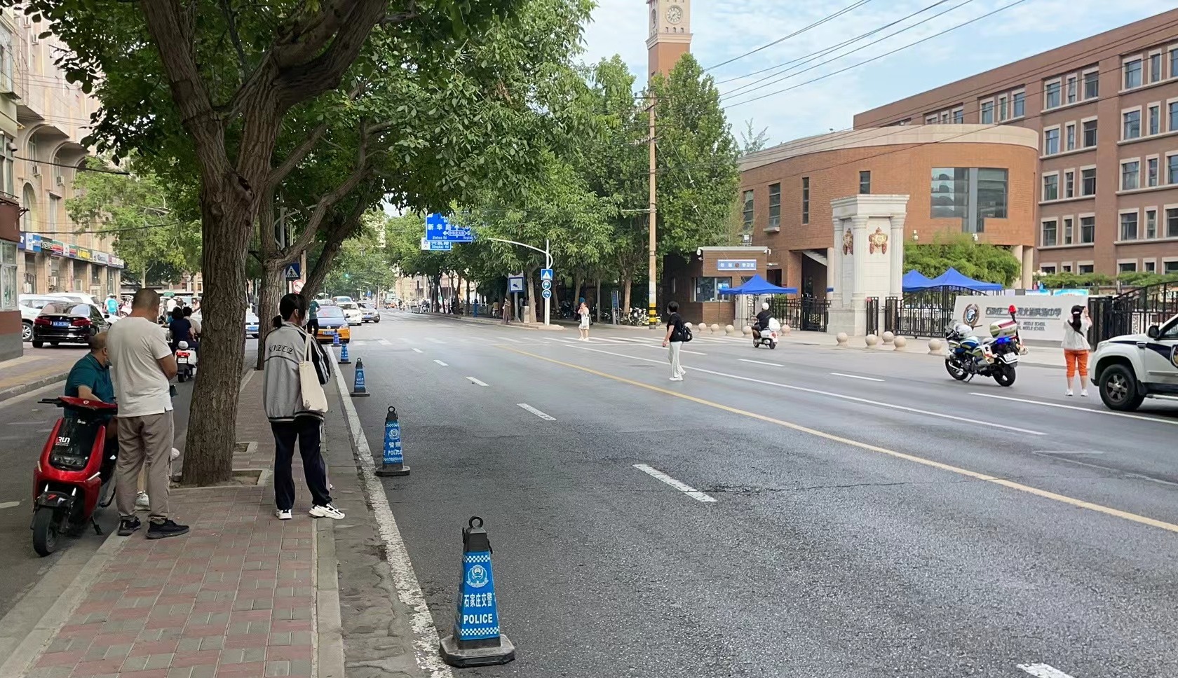 （原创）石家庄市新华路街道综合行政执法队积极做好中考期间各项保障工作_fororder_1