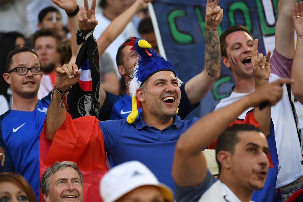 歐錦賽半決賽：法德球迷賽前造勢