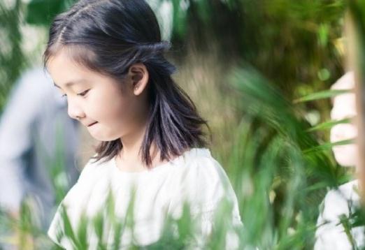 黄磊女儿巴黎走秀