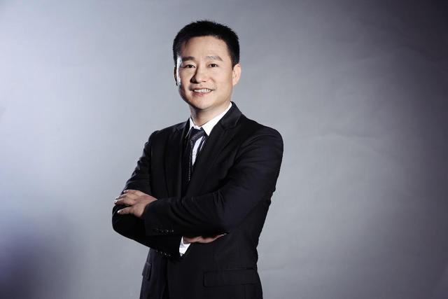 小牛在线斩获胡润新金融人物大奖及企业奖双项殊荣