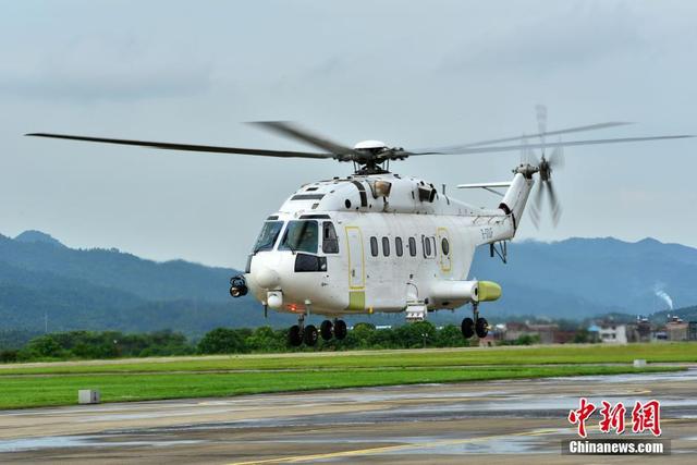 AC313首开国产直升机应急漂浮 AC313首开国产直升机应急漂浮