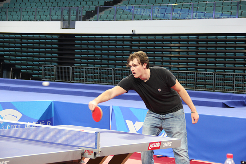 图片默认标题_fororder_来自德国的Ivan体验乒乓球项目-摄影-李婷