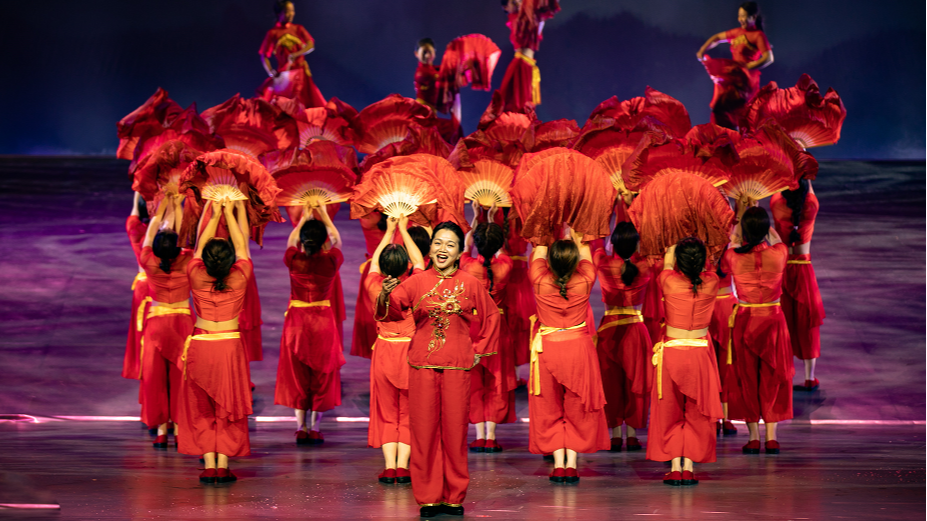 大型歌舞诗剧《颂军魂》在筑精彩上演