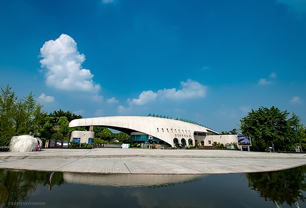 端午节文旅活动丰富多彩 自贡市17个A级景区共接待游客26.91万人次_fororder_4自贡恐龙博物馆（摄影-廖志全）