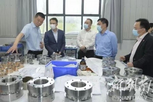 湘潭开展“心连心走基层、面对面解难题”活动