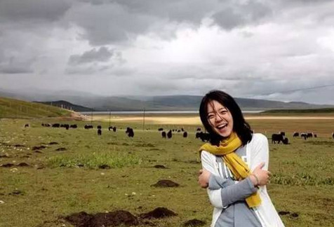 女生旅行拍照姿势图片 从佳能微单M100开始