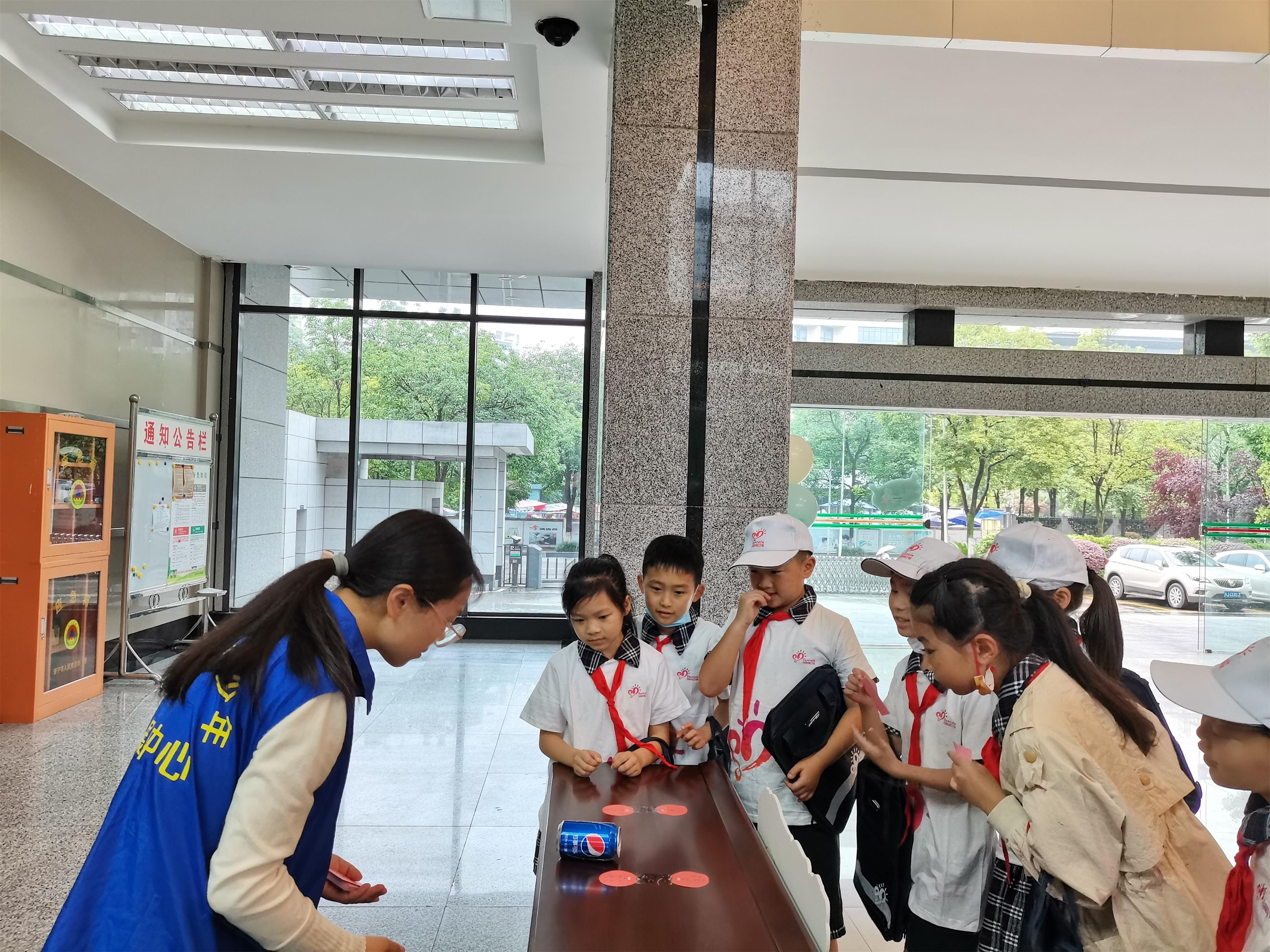 （转载）遂宁市人民检察院召开“携手落实‘两法’共护祖国未来”新闻发布会