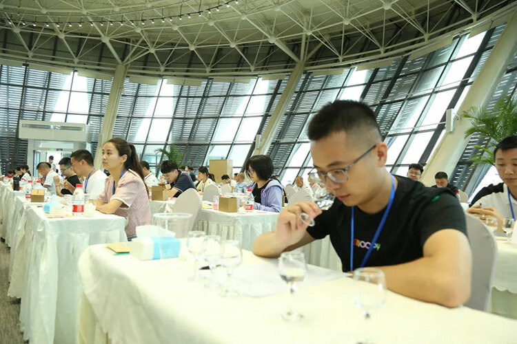 2022年成都百万职工技能大赛白酒品酒比赛在邛崃开赛