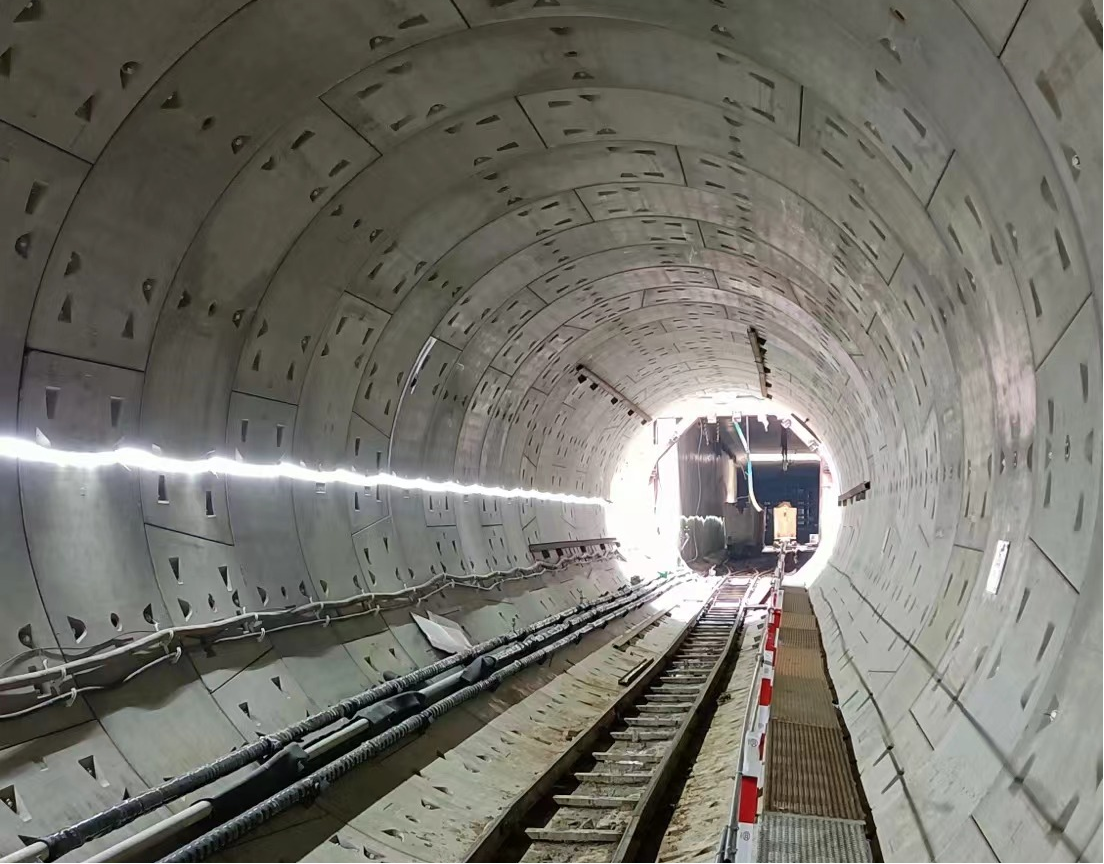 中建二局三公司长春地铁6号线项目"筑诚一号"盾构机圆满完成任务