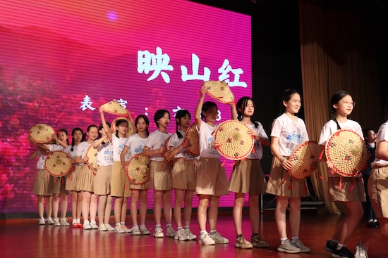 苏州工业园区星湾学校举行2022届六年级毕业典礼