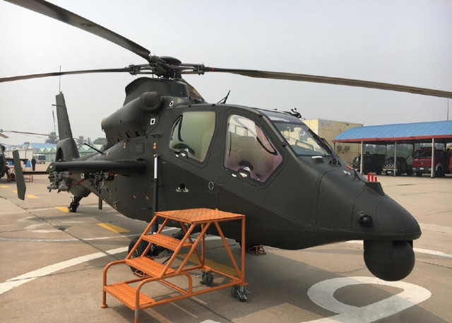 潘基文近距细品直10武装直升机