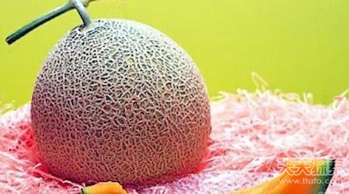 全球最贵葡萄一串7.23万 盘点那些天价水果 全球最贵葡萄一串7.23万 盘点那些天价水果