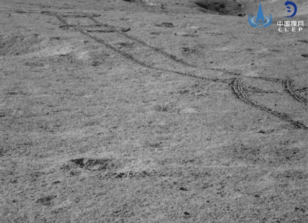 Lander at rover ng Chang'e-4 probe ng Tsina, muling nagsimula ng mga gawain sa ika-9 na lunar day