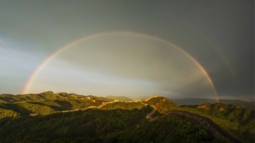 河北灤平：金山嶺長城雨後雙彩虹