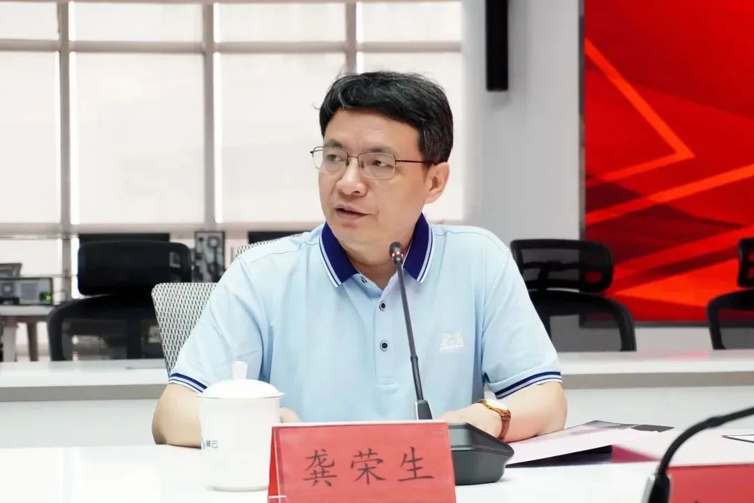 江西广播电视台(集团)党委副书记,总编辑 龚荣生介绍广播剧宣传推广