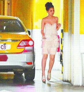 昆凌花7小时为女儿做蛋糕 揭秘周杰伦的情感秘史