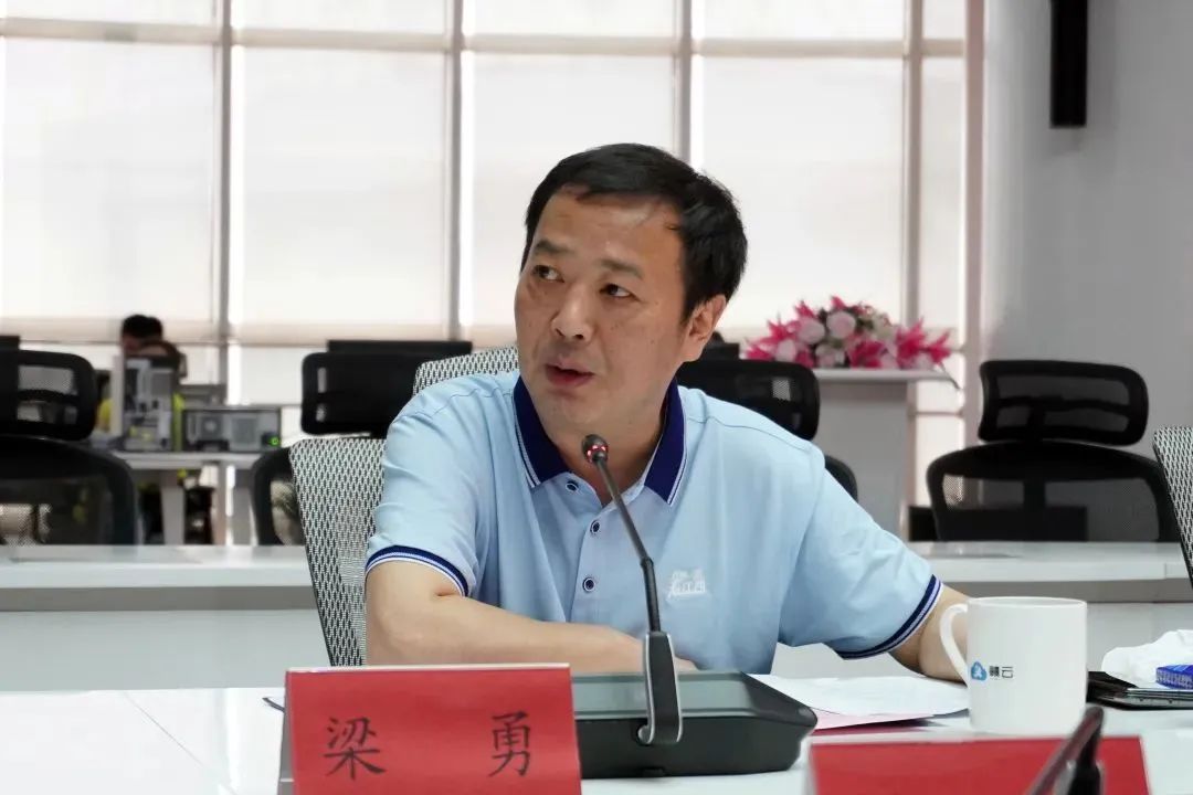 党委副书记,总编辑 龚荣生介绍广播剧宣传推广情况中国记协党组成员