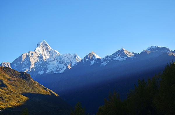 发布清凉指数和暑期福利_fororder_四姑娘山景区-供图-青城山-都江堰