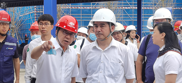 2022年宜宾市“安全生产月”建筑施工现场应急演练暨安全生产标准化建设观摩会举行_fororder_观摩现场-摄影-高学兵