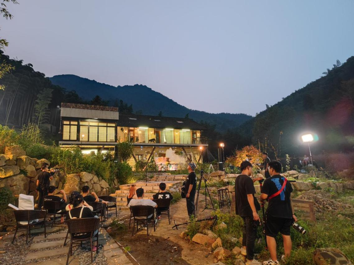 最新获奖 | Multi(hong kong)--早云谷乡村美术馆民宿：原生态、原风景、原生活