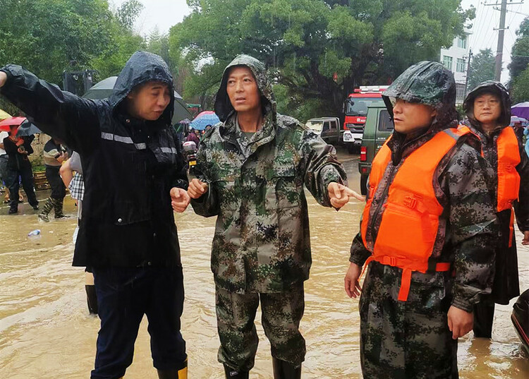 福建松溪：身患肿瘤的县领导每天冲锋在救灾第一线_fororder_1