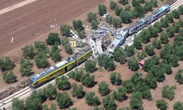 意大利客運火車迎面相撞 致近70人傷亡