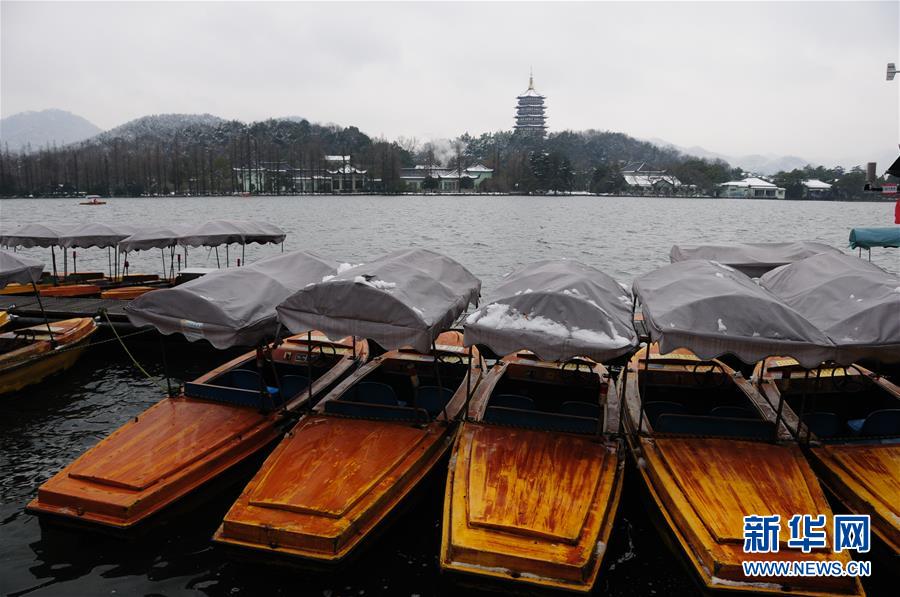杭州西湖：殘雪依稀寒意濃