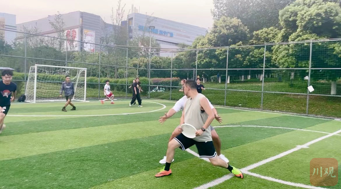 （转载）成都：公园城市运动“四件套”正风靡