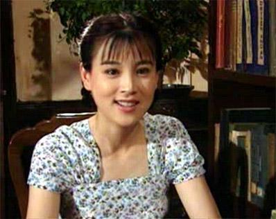 《我爱我家》主创聚首 “中国荧屏第一美女”赵明明亮相
