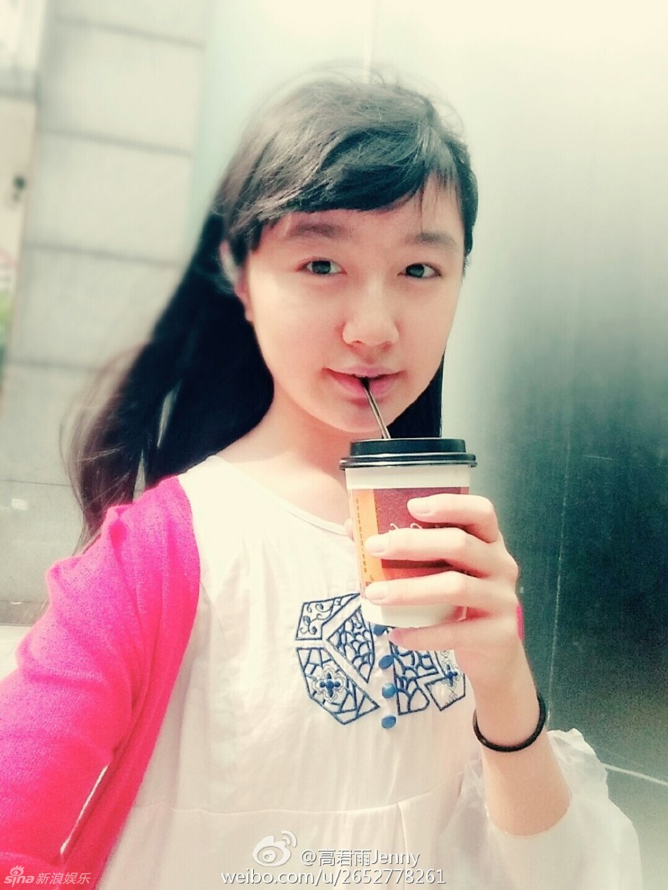 点读机女孩高君雨长大啦！ 亭亭玉立大长腿(组图)