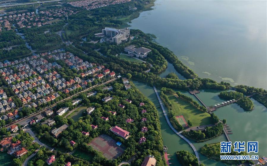 江苏昆山：坚持“减量发展” 打造“宜居花园”