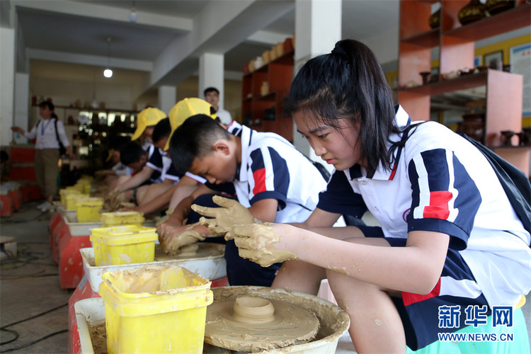 在希望的田野上丨航拍贵州花茂村 乡村振兴绘新卷