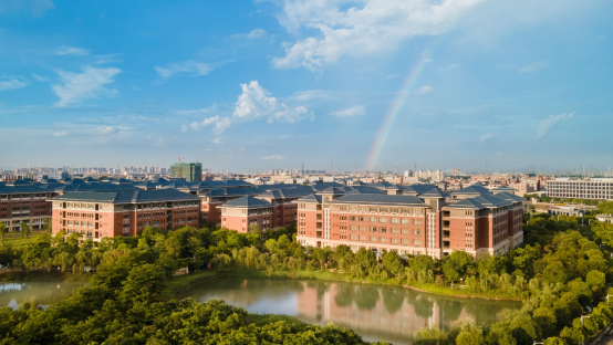 广州新华学院校区图片