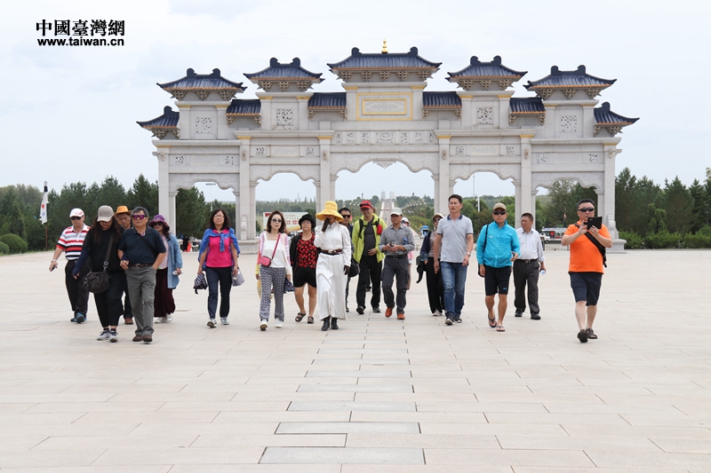 台湾少数民族基层参访团走进内蒙古 体验自治区人民幸福生活