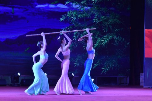 到人民中去 北京市文联文化交流活动走进新疆和田