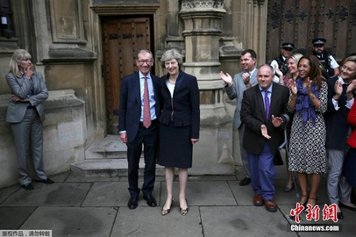 英國第二任女首相特蕾莎·梅：時尚范的“鐵娘子”