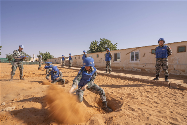 Sojojin kasar Sin dake tabbatar da zaman lafiya a Sudan na kokarin sauke nauyin dake bisa wuyansu kamar yadda ake fata