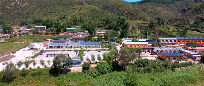 黄土高原上满眼新绿 “生态延安”的“甘泉能量”_fororder_乡村全貌_副本