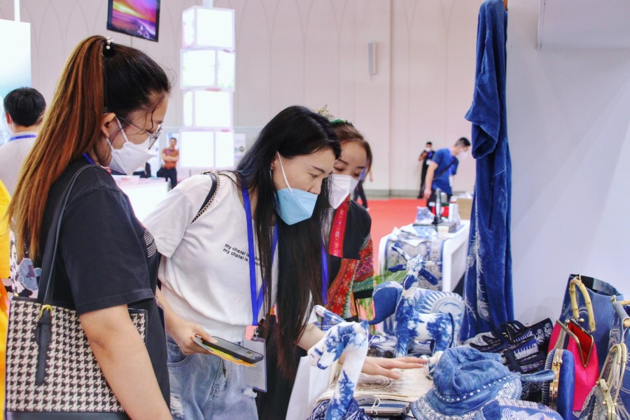 亮点十足 2022中国国际旅游交易会掀起“多彩贵州风”