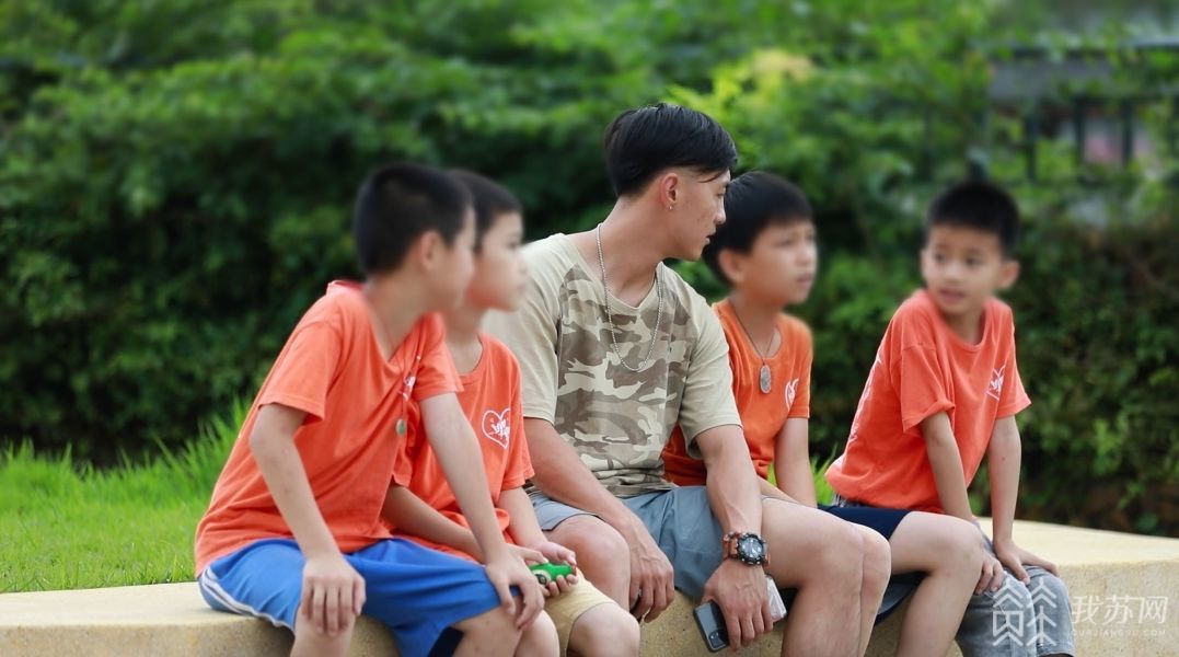 你好！我来自1997丨香港“90后”青年戴杅栩：用街舞点亮留守儿童心灯